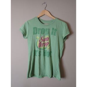 Sun Drop T-Shirt Drop It It’s Hot Casual Small Green READ